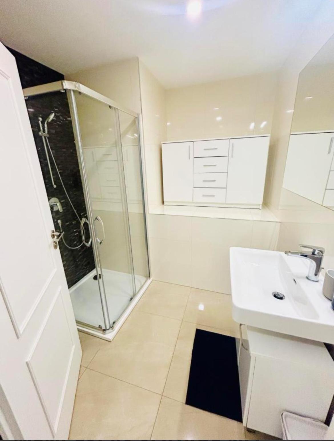 New Design & Style 50m From Wenceslas Square Apartmán